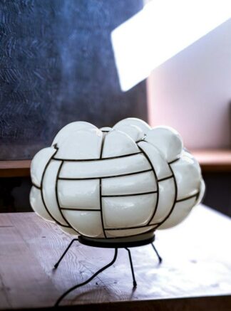 Egg table