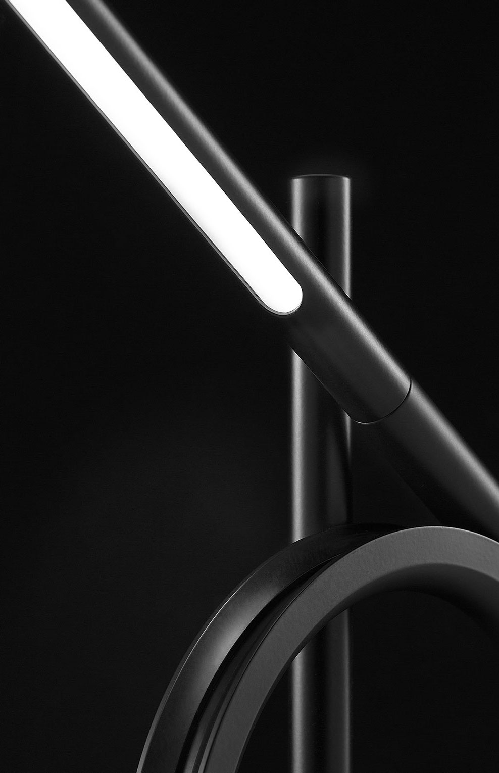Pallucco Tangent lamp
